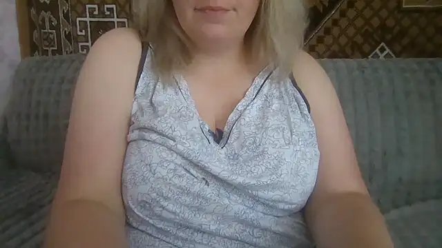 Chatroom XXX en direct de Diana_Britt