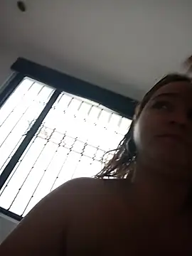 SabrinaVantress' Live XXX Chat