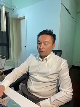 Chat XXX Live mrcake666
