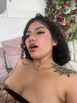 brizzmotion Live XXX-chat
