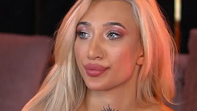 Živý XXX chat SiennaJayden