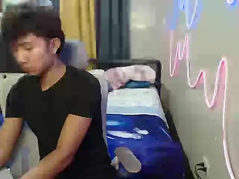 Ur_hottestjonny's Live XXX Chat