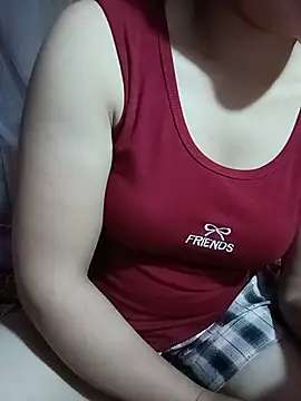 Sara_pusyy 现场性爱视讯表演