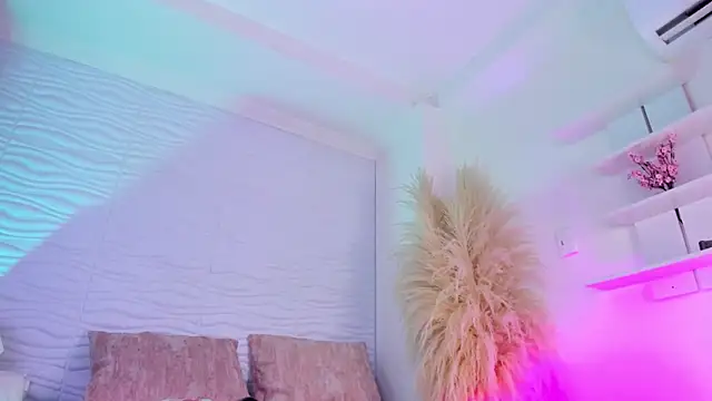 CamileHolmes – Naživo XXX chat