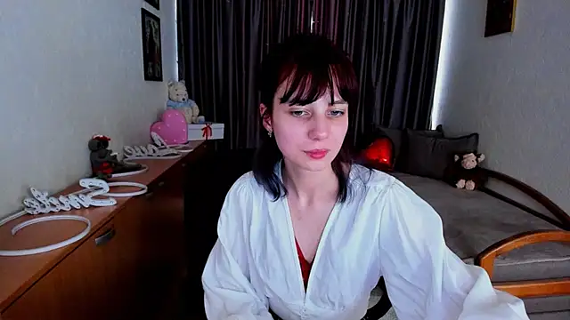 MiniLysii – Naživo XXX chat