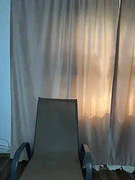 Chat +18 de Lucy_doll22 ao vivo