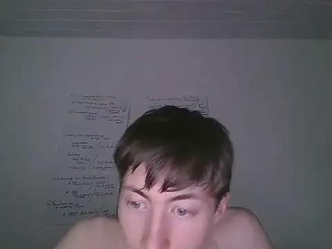 Chatroom XXX en direct de VelvetRagottiOG