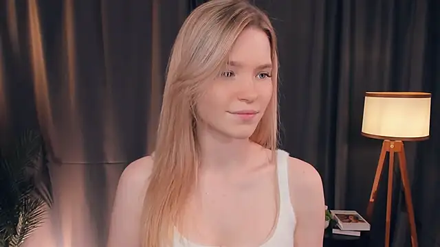 DelmaLasky Live XXX Chat