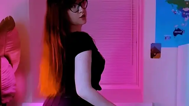 Chat XXX en directo de CarolGiggly