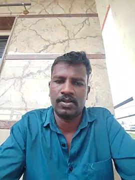 Paramkeerthi: απευθείας συνομιλία ΧΧΧ