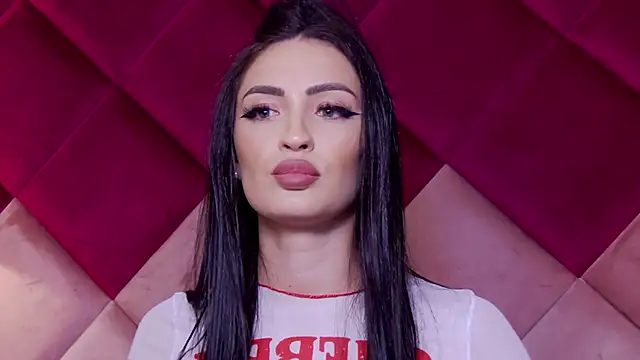 VictoriaLanes Adlı Modelin Canlı XXX Sohbeti