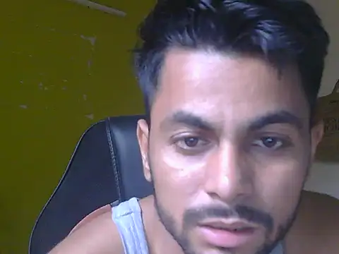 Stubborndesiboy's Live XXX Chat