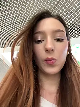 Онлайн чат XXX LilluKatten