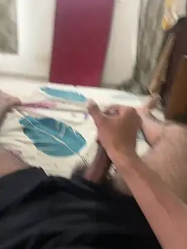 satisfyursoul's Live XXX Chat