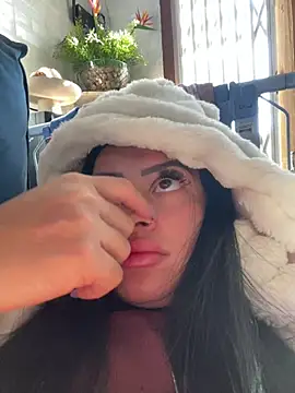 Chat +18 de belababyy ao vivo