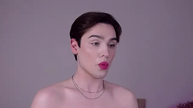 RobbyCharming Adlı Modelin Canlı XXX Sohbeti