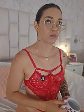 ClaradelMar's Live XXX Chat
