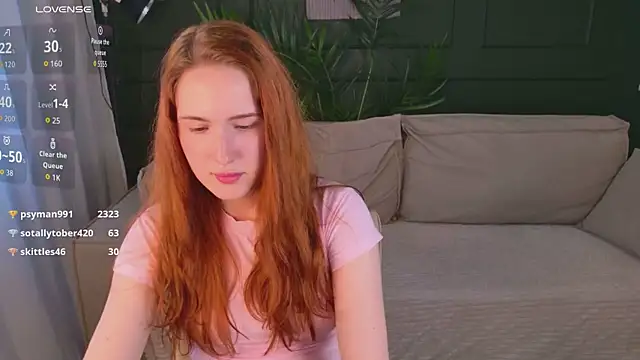 ChloeAster's Live XXX Chat