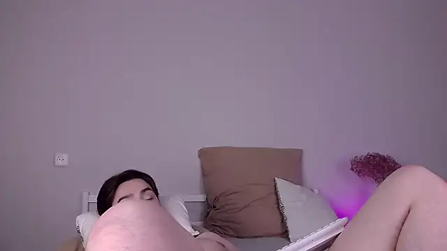 RobbyCharming 라이브 XXX 채팅