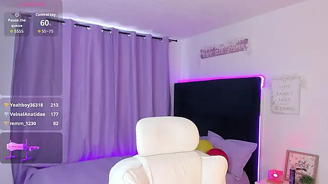 Show Webcam de Celestee_21