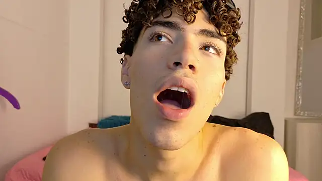 Monyel_Blake Live XXX-Chat
