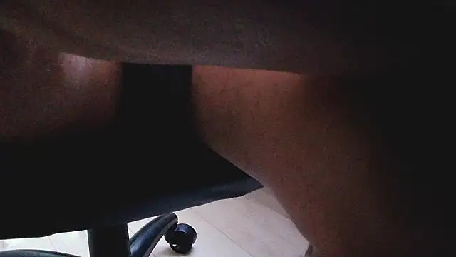 Show de scorvierge@xh na webcam