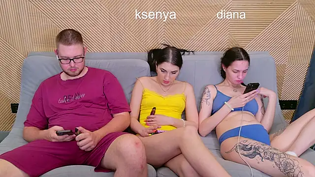 دردشة Ksenny الجنسية المباشرة