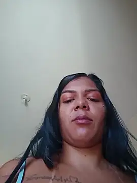 Indiazinhaxn Live XXX chat