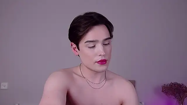 Chatroom XXX en direct de RobbyCharming