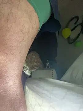 XXX chat uživo modela GusanoDelicioso