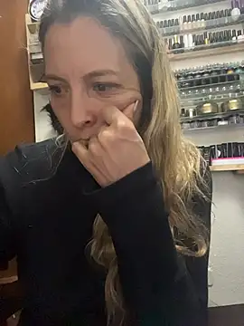 Katt-findom Chat XXX live