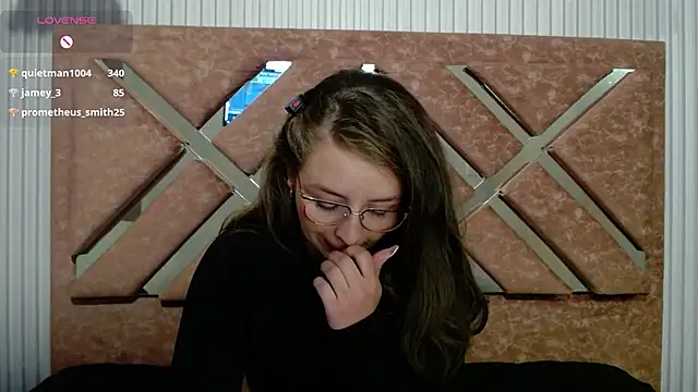 _isaabellaa XXX чат на живо
