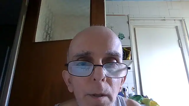 Chatroom XXX en direct de mariusica1@xh