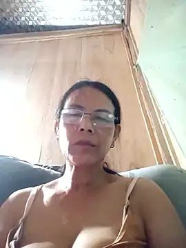 toyo_668 Chat XXX in diretta