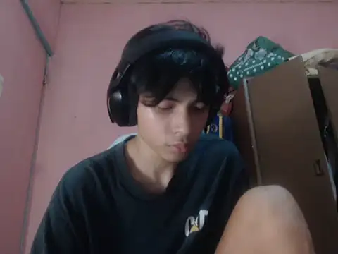 Chat XXX ao vivo de Kyoshi_19