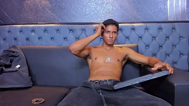 Yoel_Blessed – Live XXX-chat