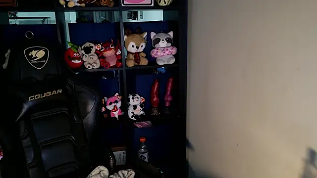 MellPUP Adlı Modelin Canlı XXX Sohbeti