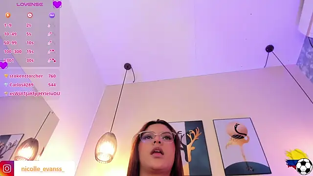 NicolleeEvanss XXX чат на живо