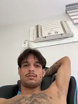 Chat XXX ao vivo de RuffItadori