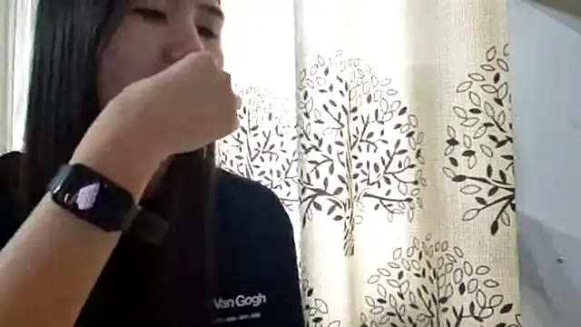 LimpedFlyby Chat XXX live