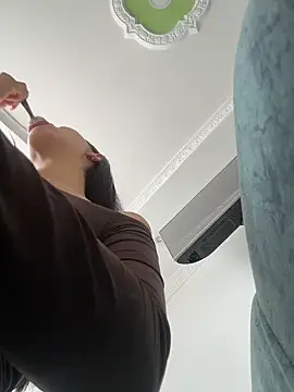 JuliaaVega 现场XXX聊天