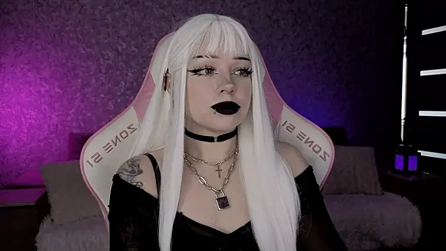 Živý XXX chat meowceline