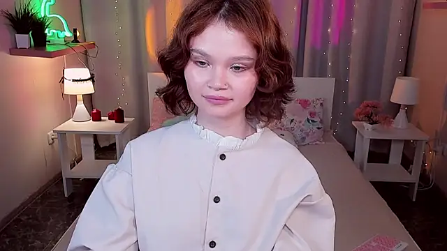 دردشة EmilyChaves الجنسية المباشرة