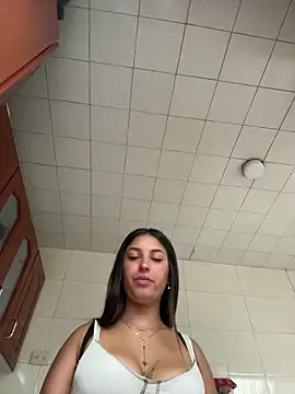 Lucyfer-fire's Live XXX Chat