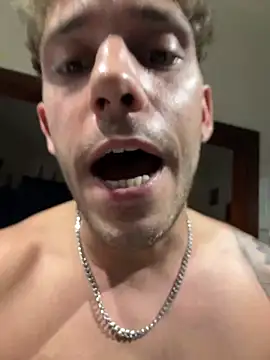 emanuel00220 Live XXX-Chat