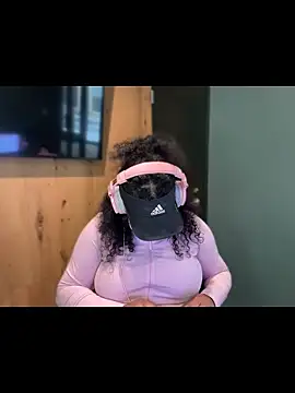 CarmenCash__'s Live XXX Chat