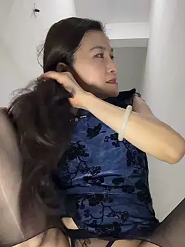 yinyin326 现场聊天室