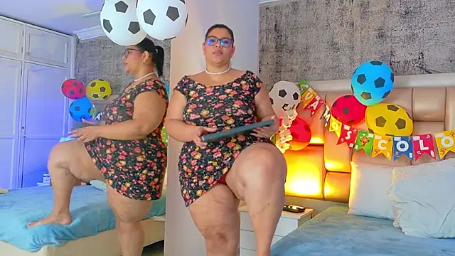 SelennaCooper's Live XXX Chat