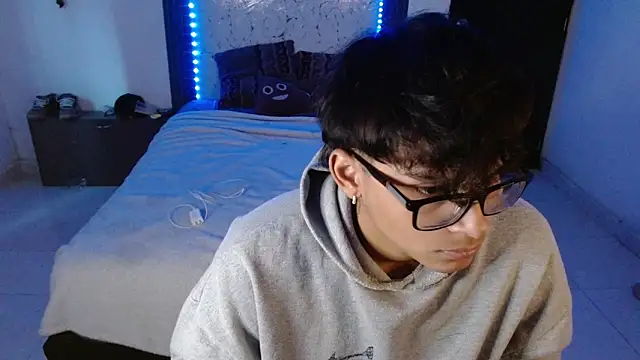 Chat XXX en directo de Mr_yisuzz