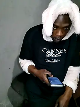 BigGamecharger live XXX chat